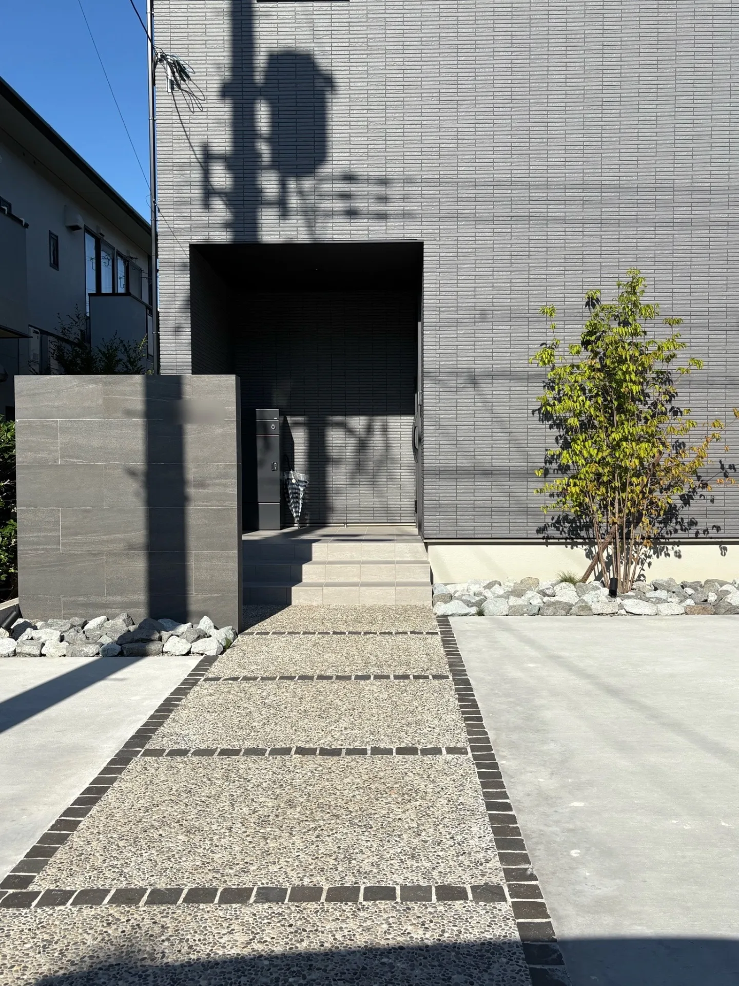 御浜砂利洗い出し