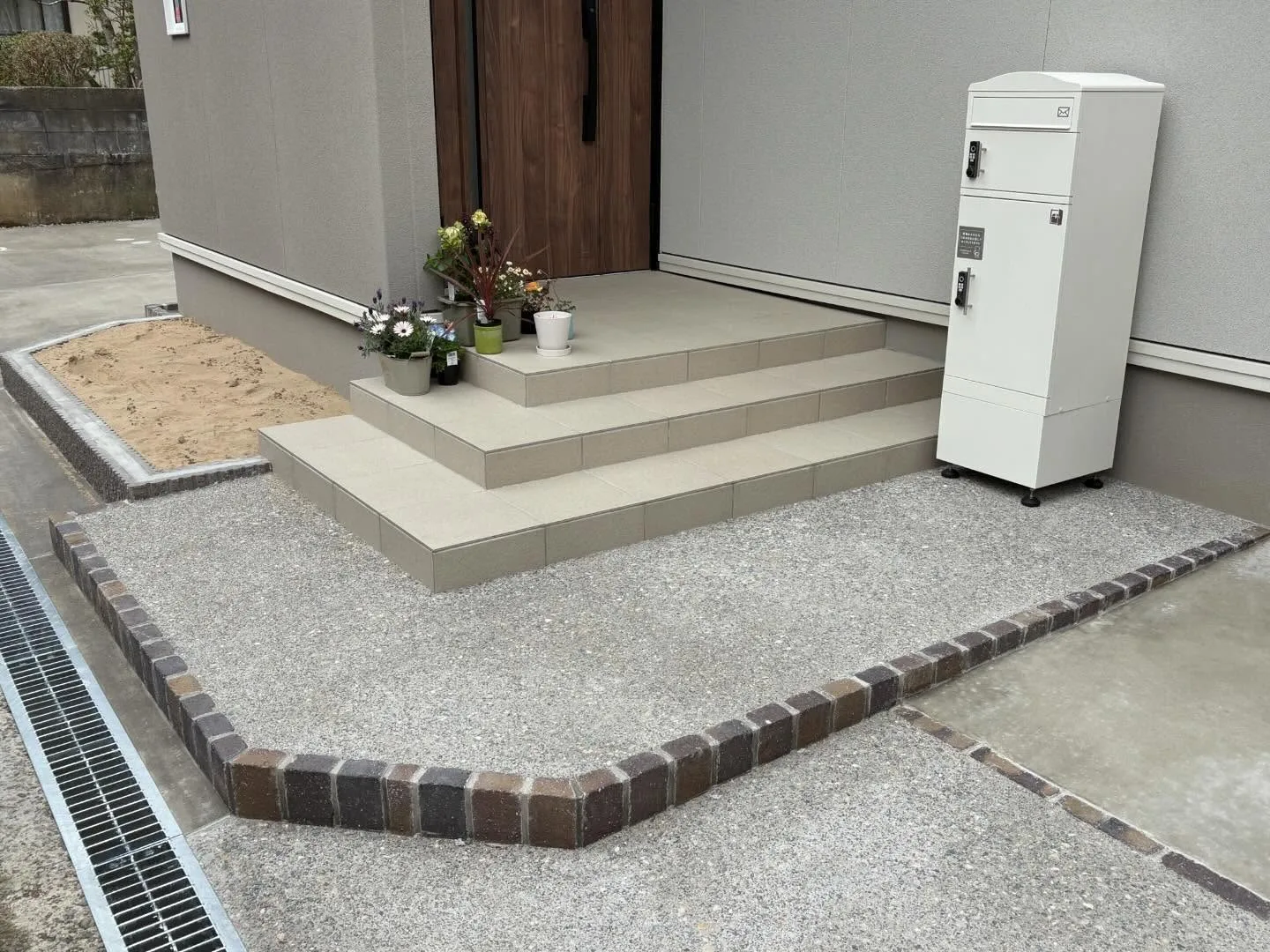 コンクリート洗い出しのご紹介！