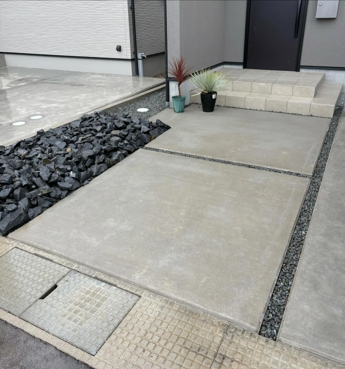 新築外構工事のご紹介👷♀️